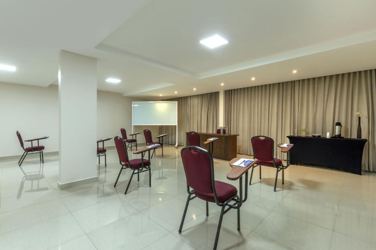 Sia Park Executive Hotel Candangolandia Exterior foto